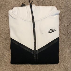 Black and White Nike Tech